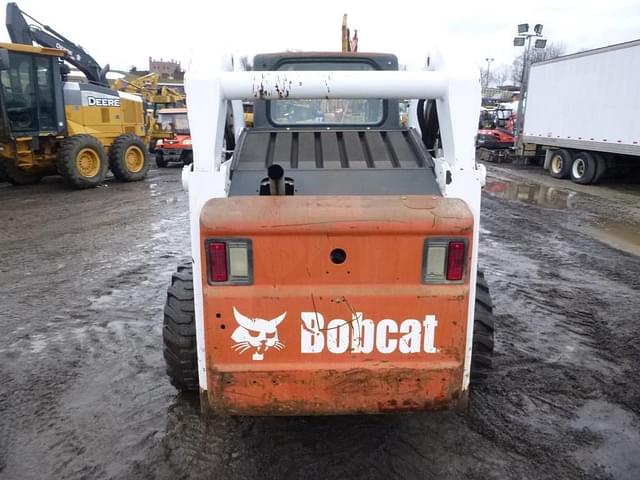 Image of Bobcat A300 equipment image 3