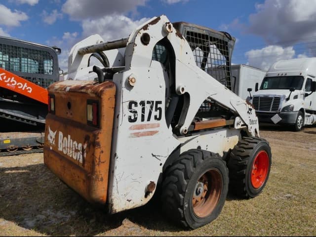 Image of Bobcat S175 equipment image 3