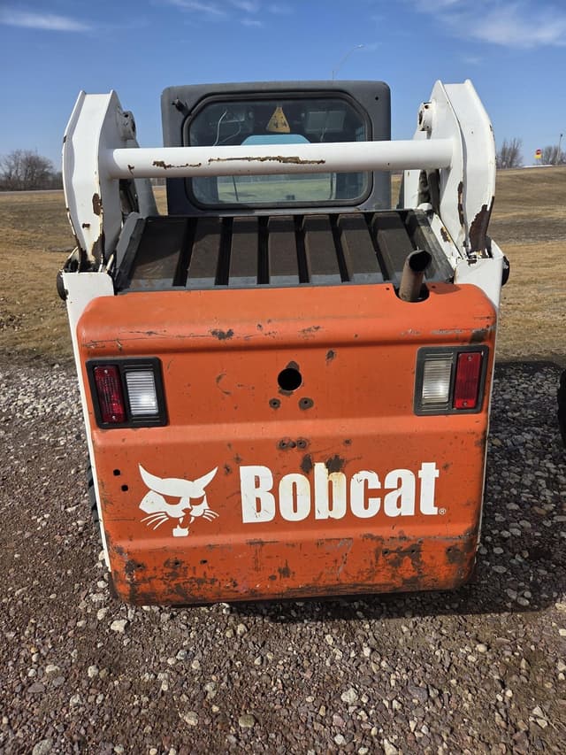 Image of Bobcat S185 equipment image 2