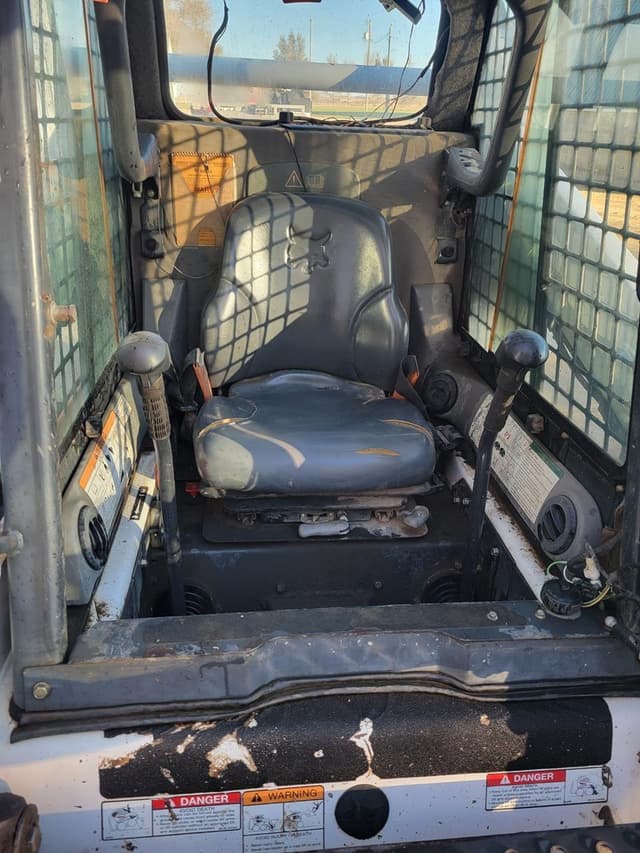 Image of Bobcat S185 equipment image 3
