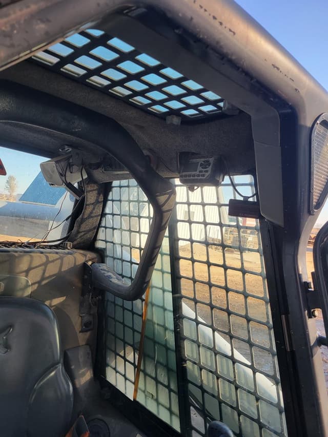 Image of Bobcat S185 equipment image 4