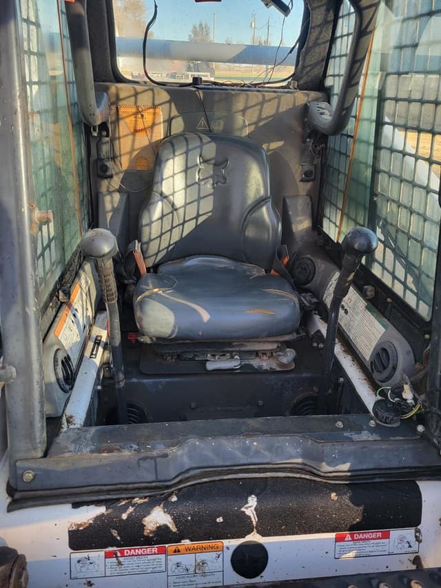 Image of Bobcat S185 equipment image 3