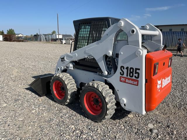 Image of Bobcat S185 equipment image 2