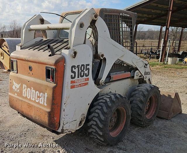 Image of Bobcat S185 equipment image 4