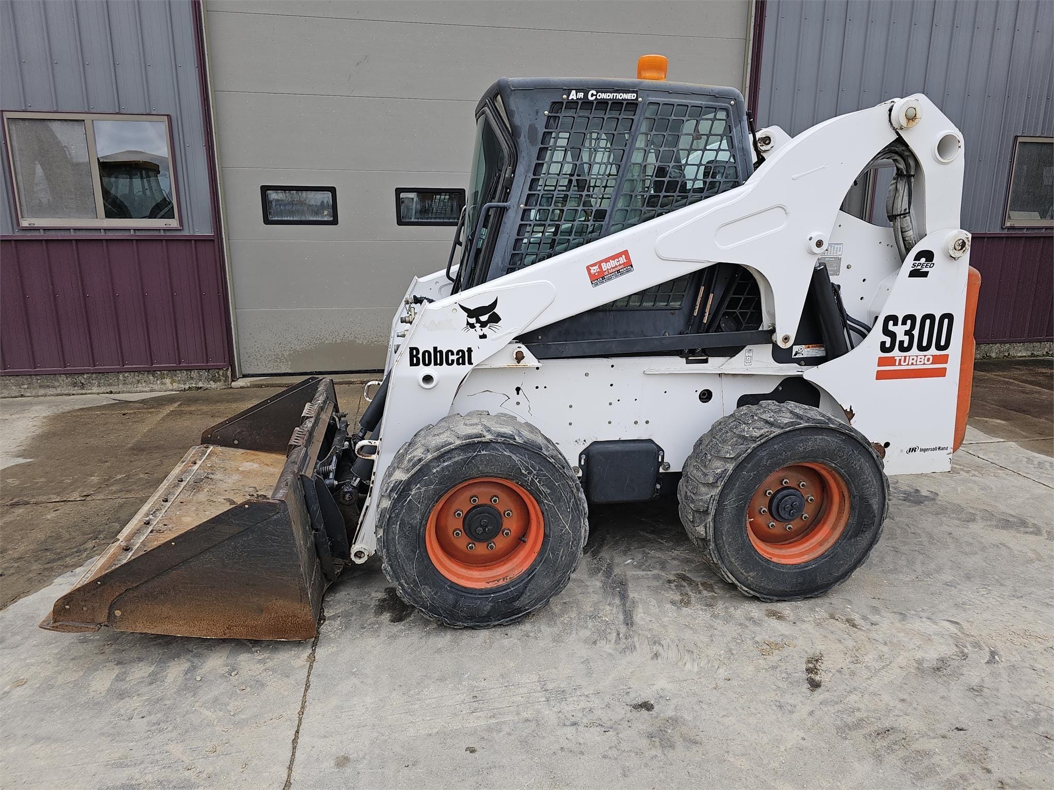 2003 Bobcat S300 Equipment Image0