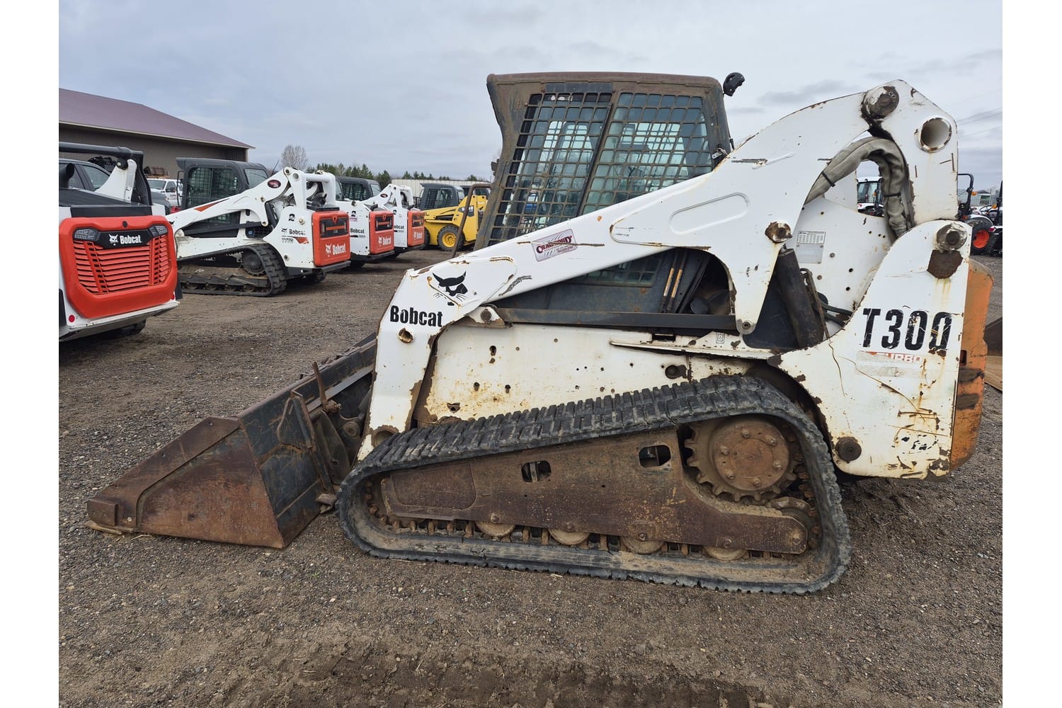 2003 Bobcat T300 Equipment Image0