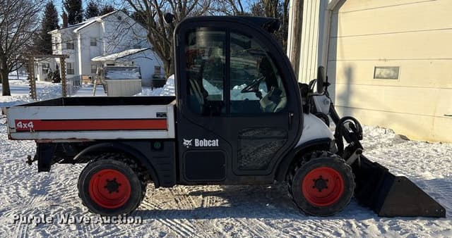 Image of Bobcat Toolcat 5600 equipment image 3