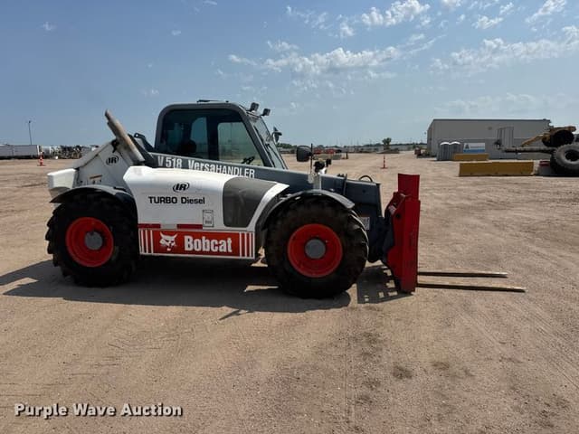 Image of Bobcat V518 equipment image 3