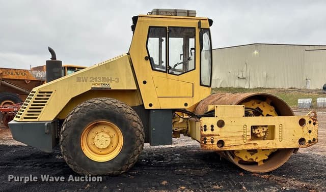 Image of Bomag BW213DH-3 equipment image 3