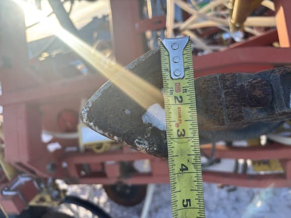 Image of Bourgault 5710 equipment image 1