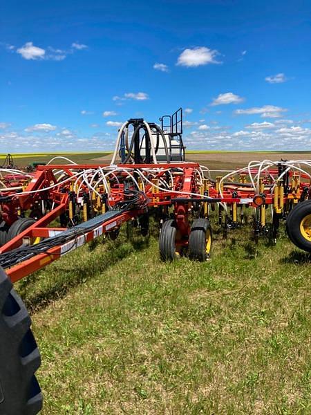 Image of Bourgault 5710 equipment image 1