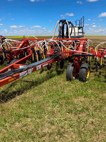 Image of Bourgault 5710 equipment image 2