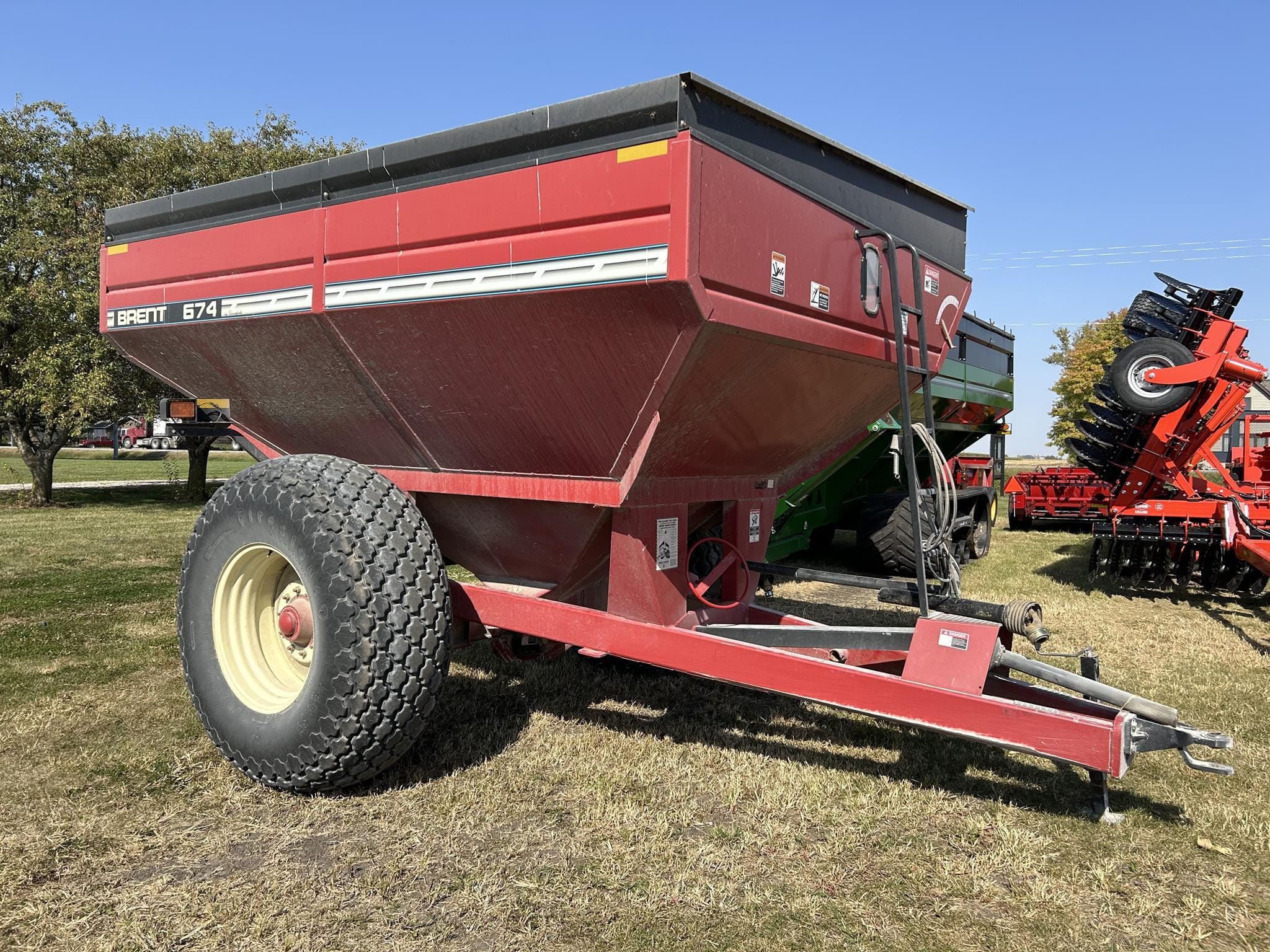 2003 Brent 674 Equipment Image0