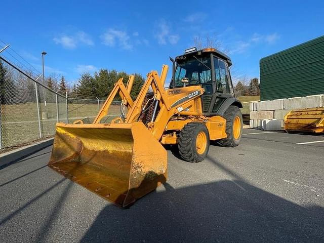 Image of Case 570M XT equipment image 1