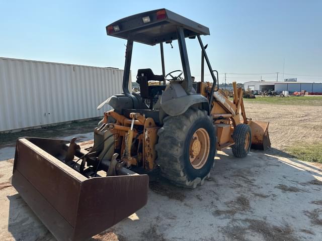 Image of Case 570MXT equipment image 4