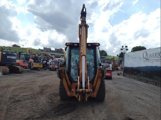 Image of Case 580M equipment image 3