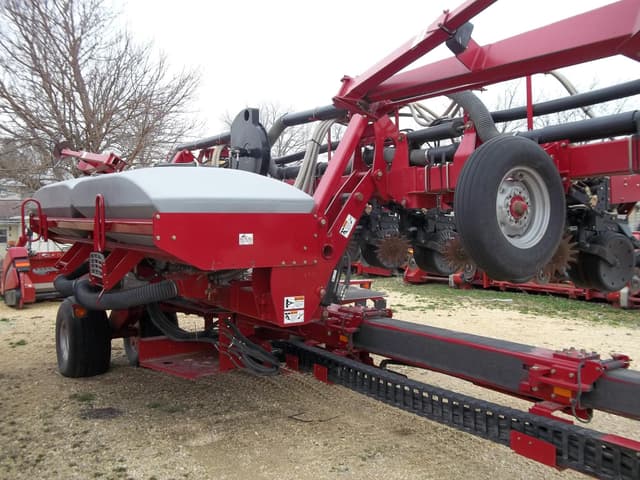 Image of Case IH 1200 equipment image 4