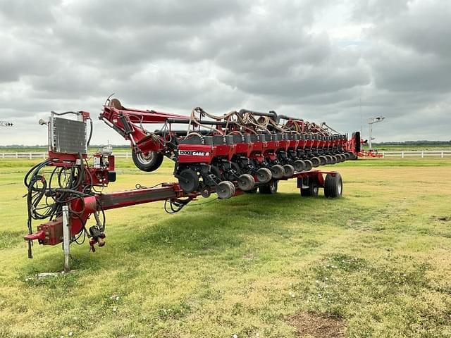 Image of Case IH 1200 equipment image 2