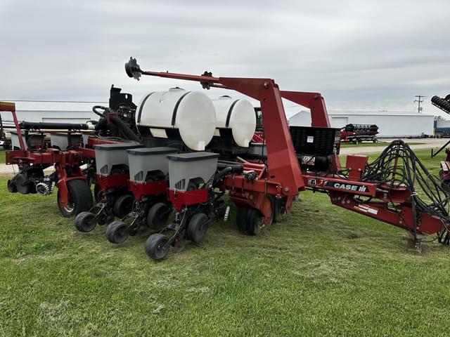 Image of Case IH 1200 equipment image 1