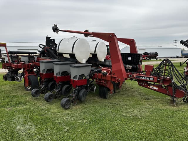 Image of Case IH 1200 equipment image 1