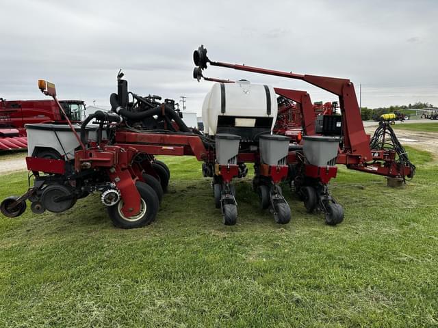 Image of Case IH 1200 equipment image 2