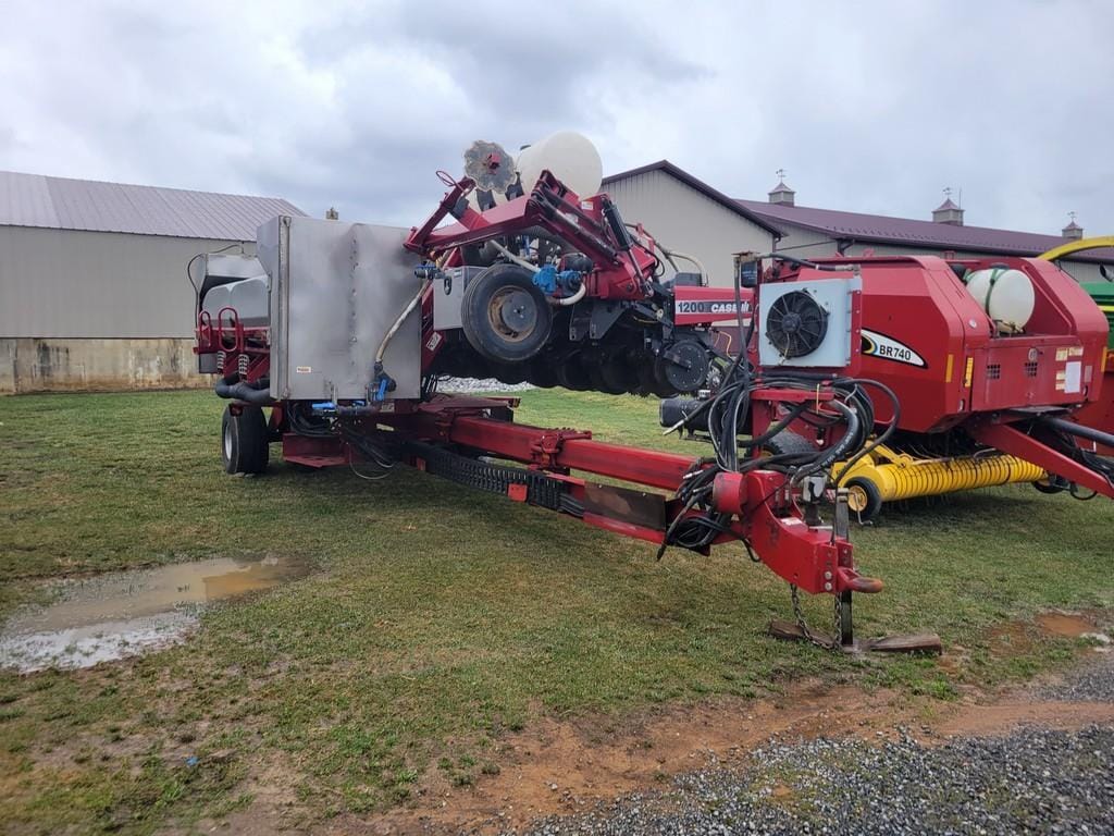 2003 Case IH 1200 Equipment Image0
