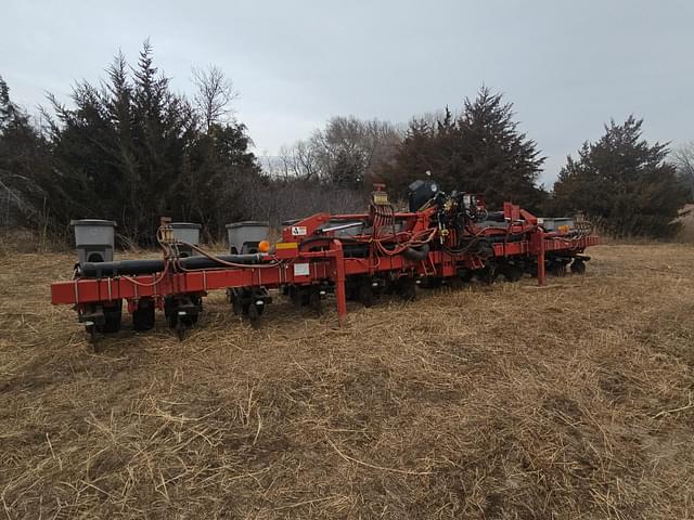 Image of Case IH 1200 equipment image 3