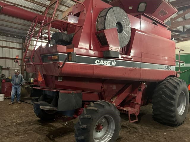 Image of Case IH 2366 equipment image 1