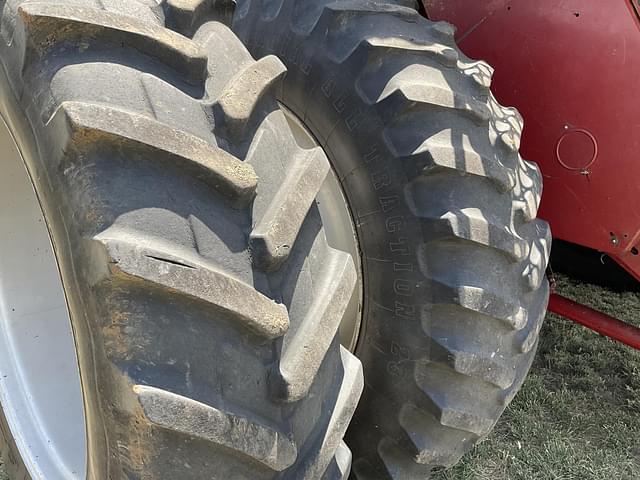 Image of Case IH 2388 equipment image 4