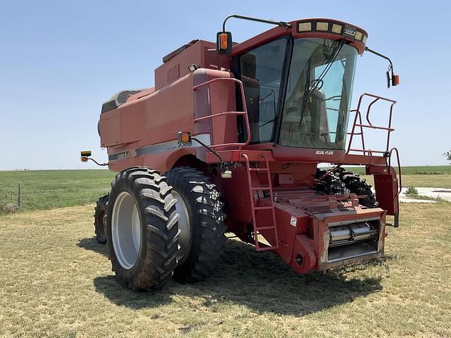 Image of Case IH 2388 equipment image 2
