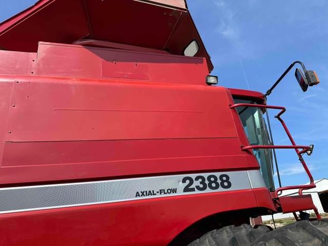 Image of Case IH 2388 equipment image 2