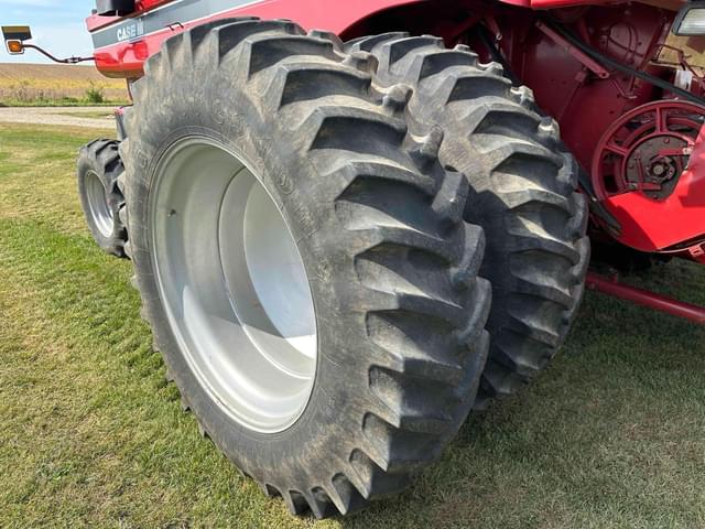 Image of Case IH 2388 equipment image 1