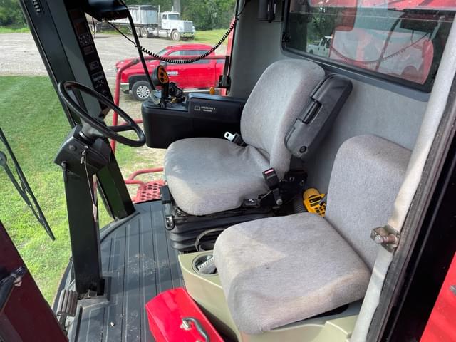 Image of Case IH 2388 equipment image 4