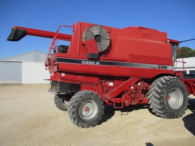Image of Case IH 2388 equipment image 2