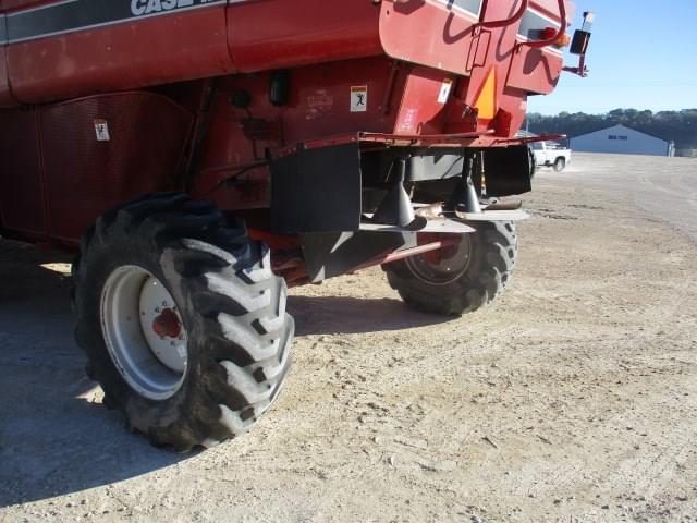 Image of Case IH 2388 equipment image 4