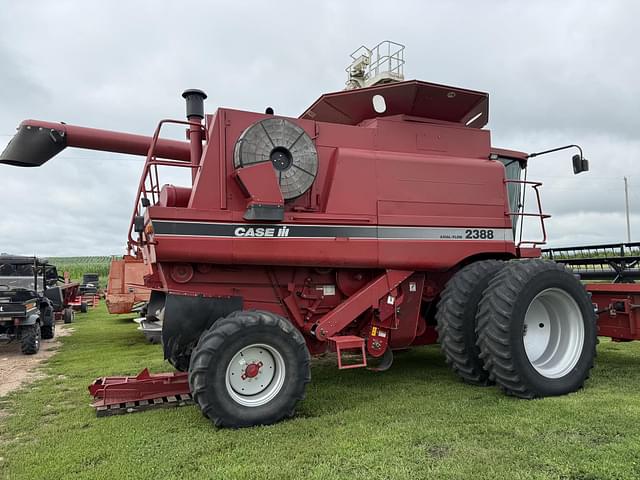 Image of Case IH 2388 equipment image 3