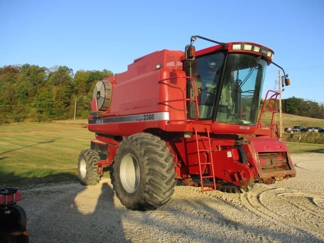 Image of Case IH 2388 equipment image 4
