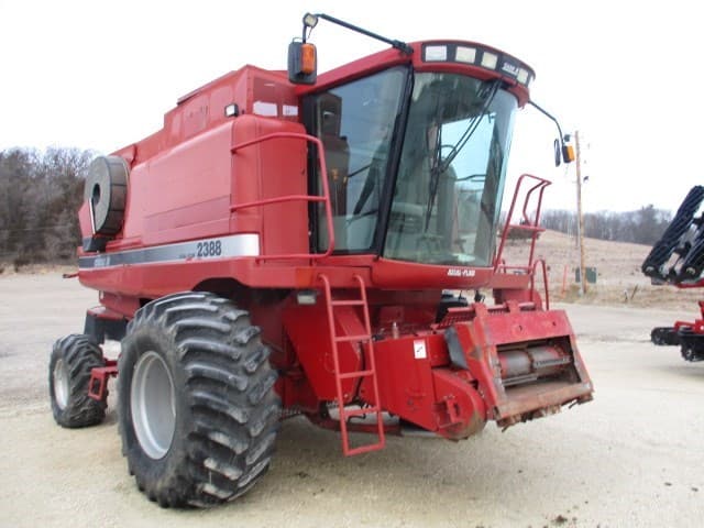 Image of Case IH 2388 equipment image 2