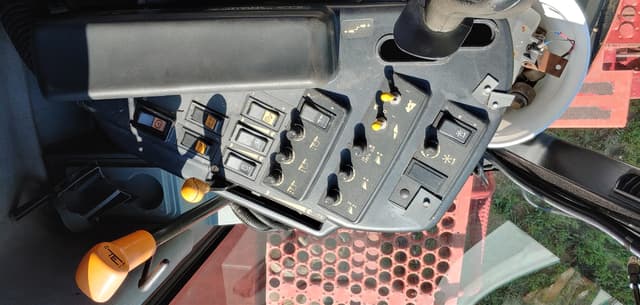 Image of Case IH 2388 equipment image 2