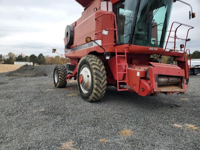 Image of Case IH 2388 equipment image 2