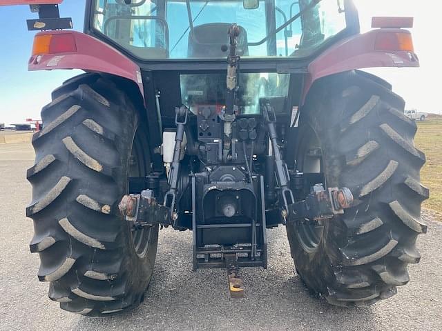 Image of Case IH JX100U equipment image 2