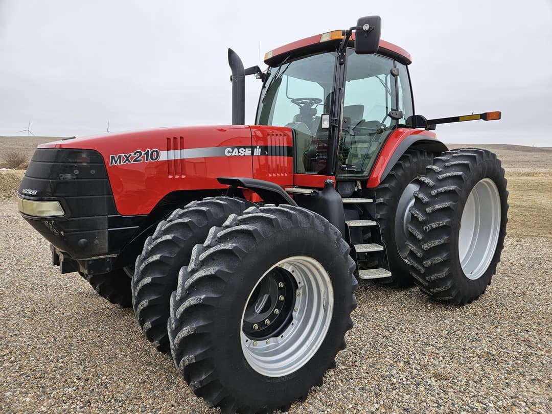 Image of Case IH MX210 Primary image