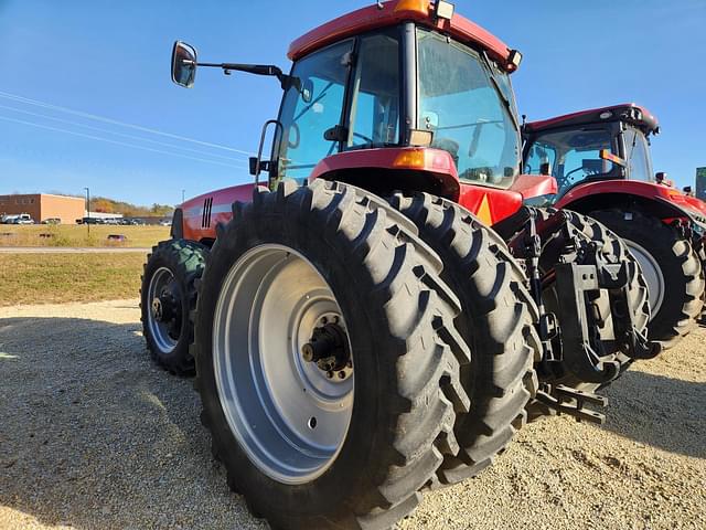 Image of Case IH MX210 equipment image 4