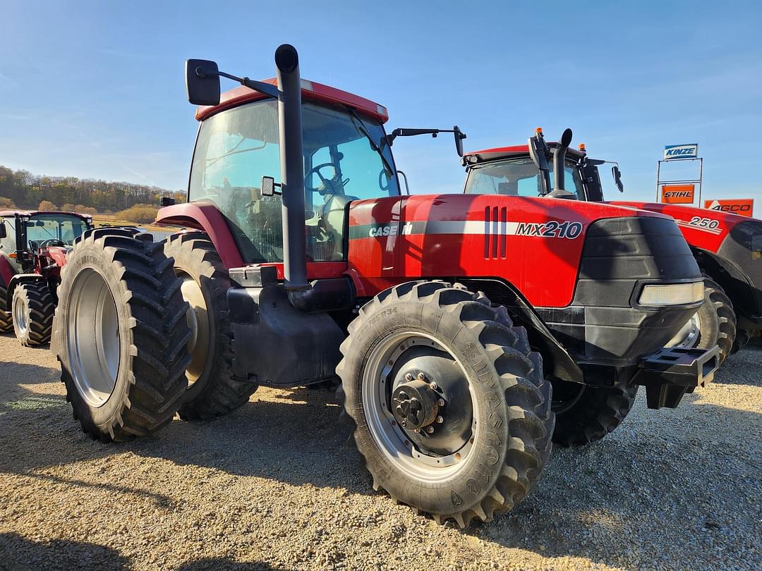 Image of Case IH MX210 Primary image