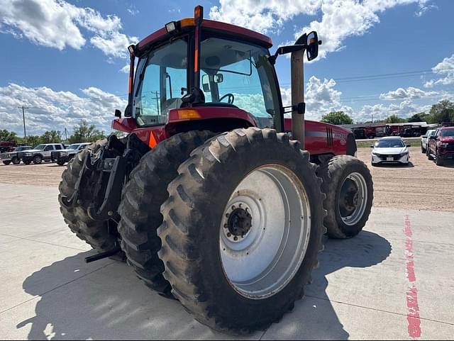 Image of Case IH MX210 equipment image 4
