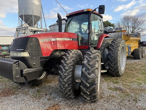 Image of Case IH MX255 equipment image 4