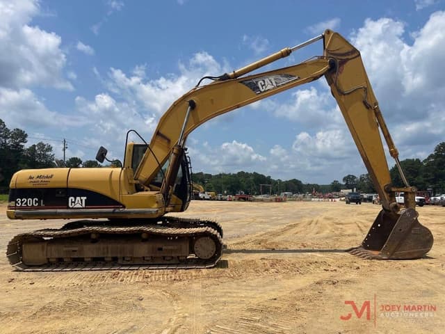 Image of Caterpillar 320C equipment image 4
