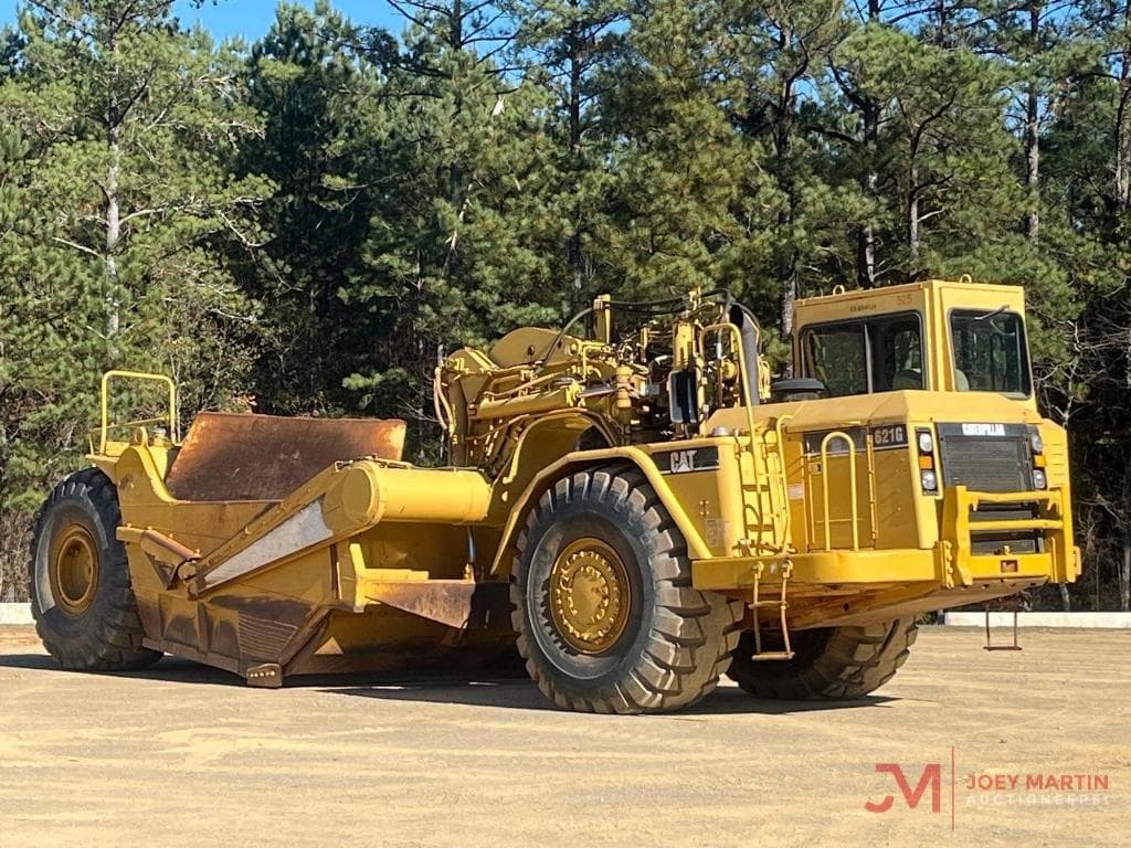 Image of Caterpillar 621G Primary image