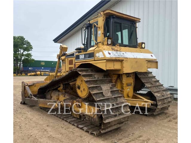 Image of Caterpillar D6R II equipment image 3