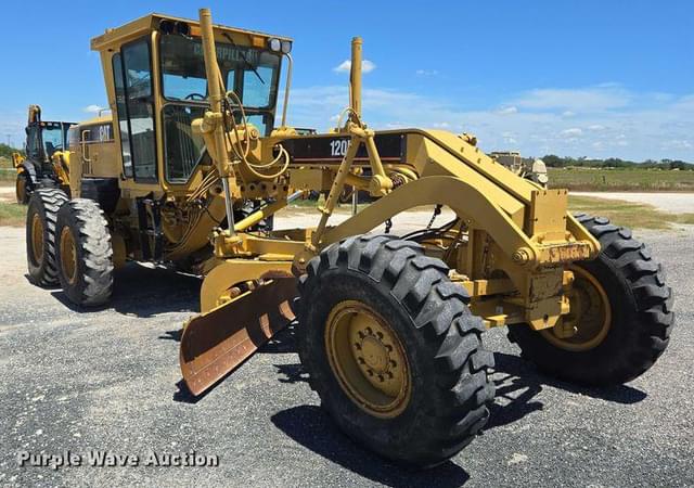 Image of Caterpillar 120H equipment image 2
